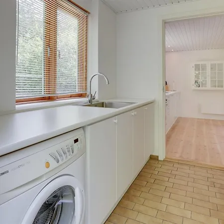 Friis - 200m From The Sea By Interhome בית נופש
